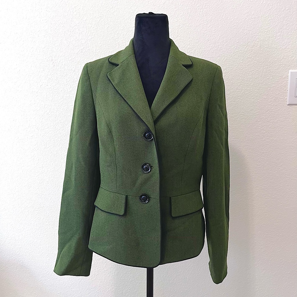 Kasper Blazer- Green with black lining and buttons Size 8